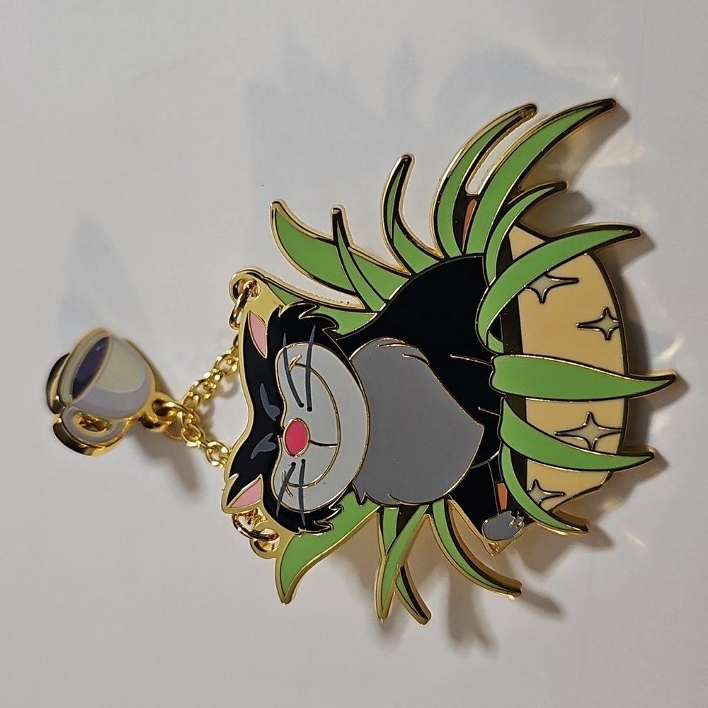 (3 For 60 )Disney Cats in Planters Lucifer Enamel Pin